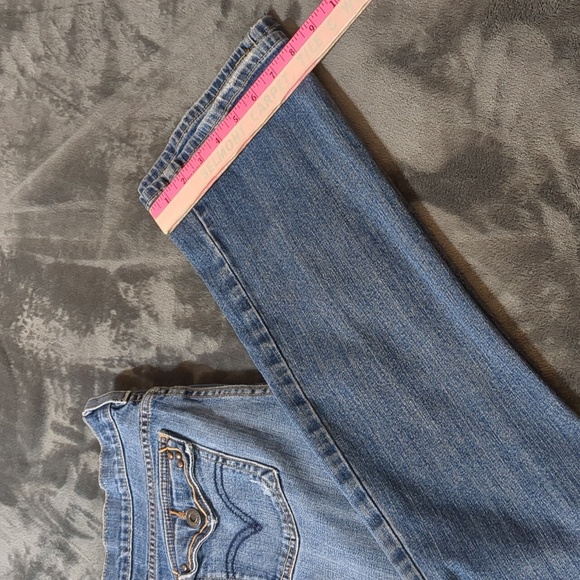 Levi’s 515 Boot Cut Embellished Pocket  Regular women's jeans size 6 - Picture 9 of 9